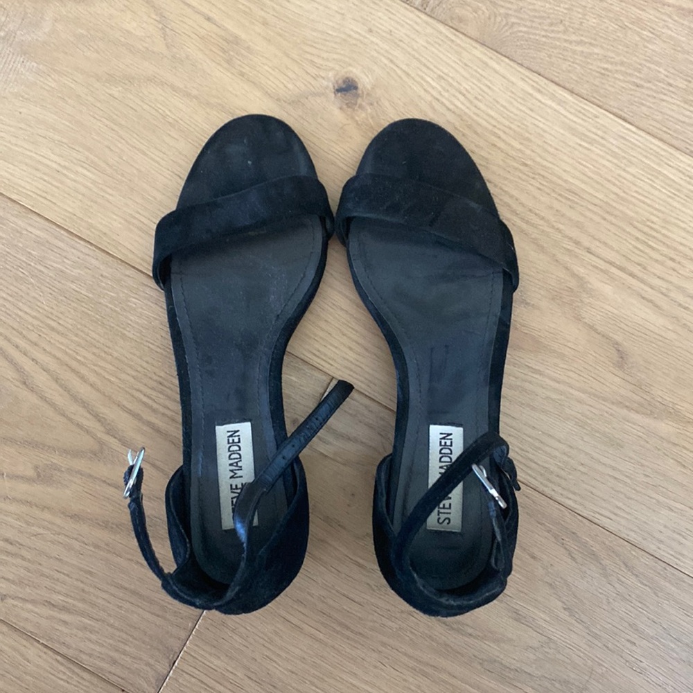 Steve madden ‘Renee’. Size 6.5. Worn a couple of times; excellent condition